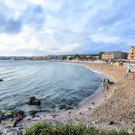 بيت ضيافة Dom Mladenovi 3*