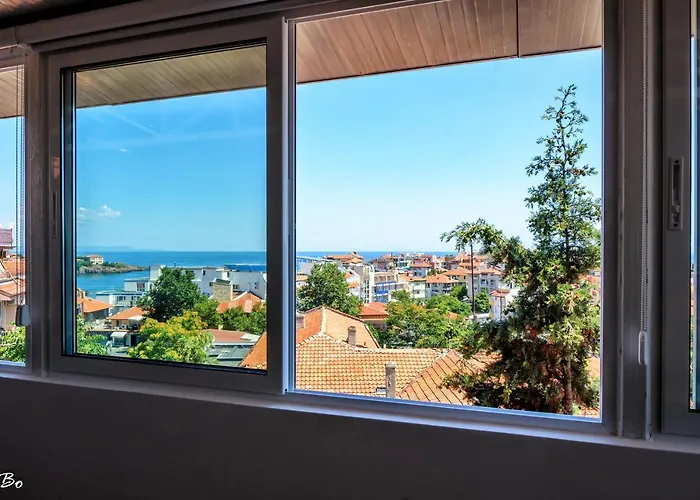 Dom Mladenovi Guest house Sozopol