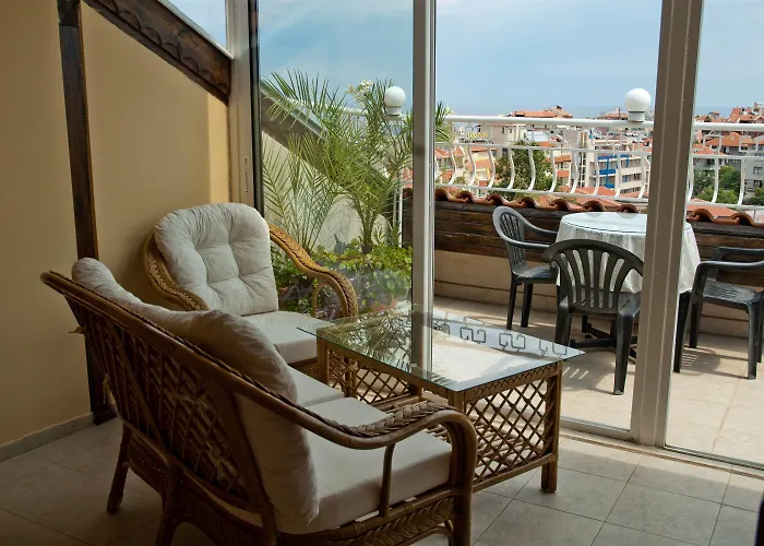 Dom Mladenovi Guest house Sozopol