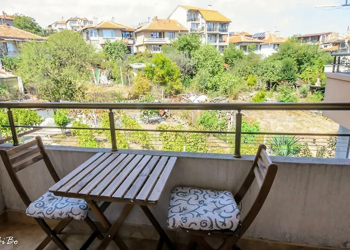 Guest house Dom Mladenovi Sozopol