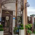 Dom Mladenovi بيت ضيافة 4*