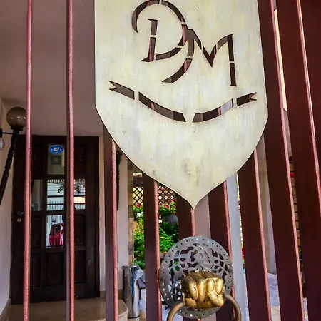 Penzion Dom Mladenovi